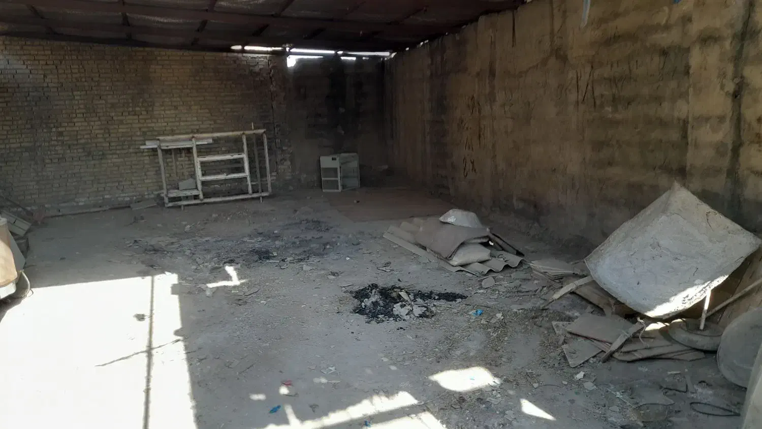 انبار 70متری سرپوشیده|اجارهٔ مغازه و غرفه|اهواز, کوی آزادی|دیوار