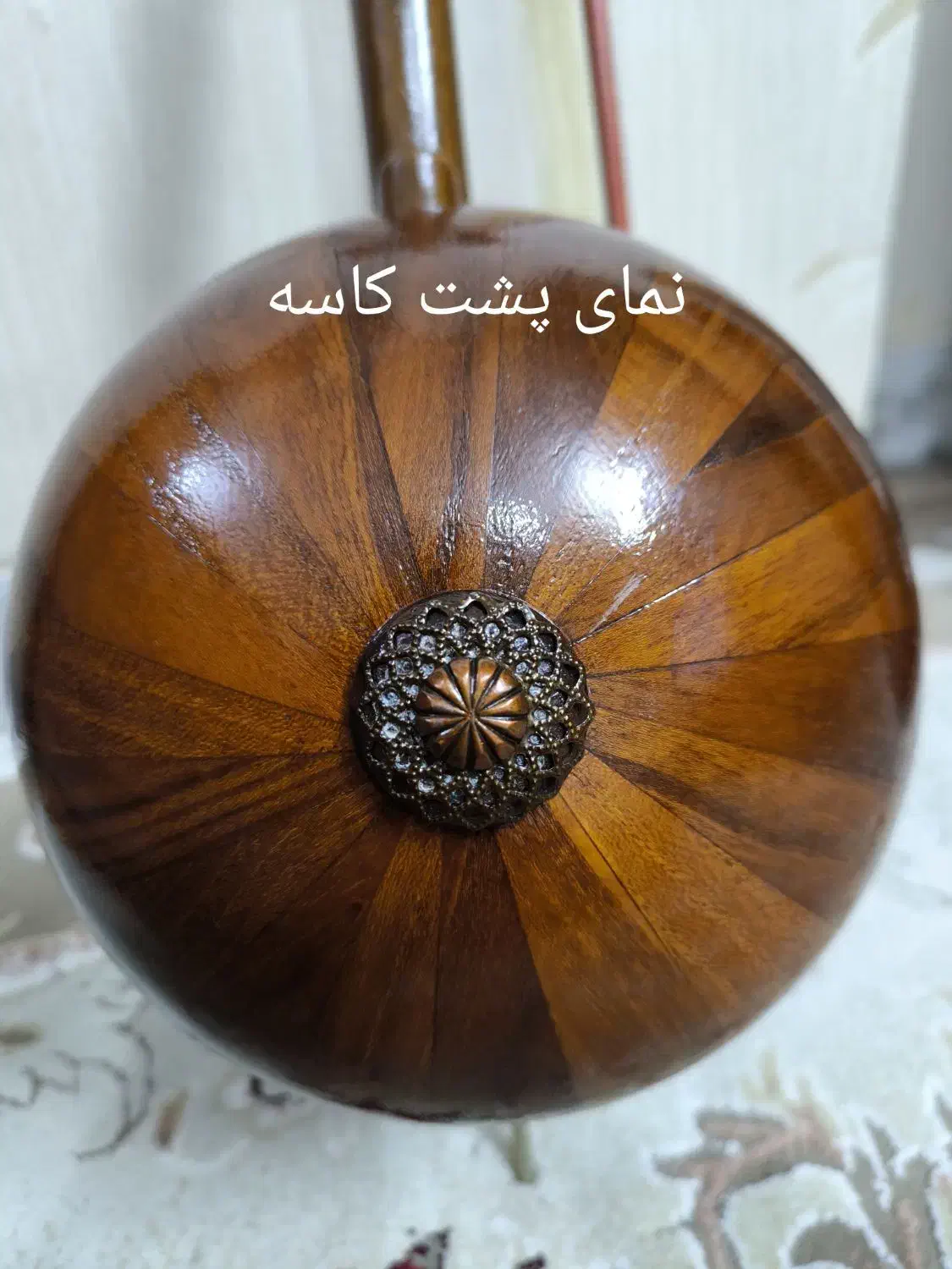 کمانچه دو مهر خالقی|سازهای سنتی|یزد, |دیوار