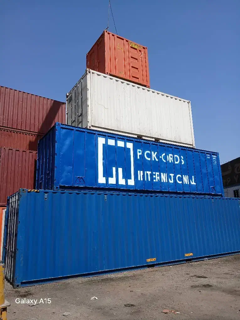 تعدادی کانتینر ۲۰فوت و۴۰ فوت|ماشین‌آلات صنعتی|چهاردانگه (تهران), |دیوار