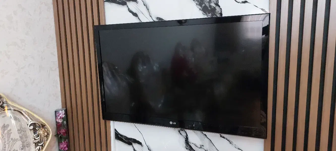 تلوزیون ۴۲ال جی|تلویزیون و پروژکتور|میاندوآب, |دیوار