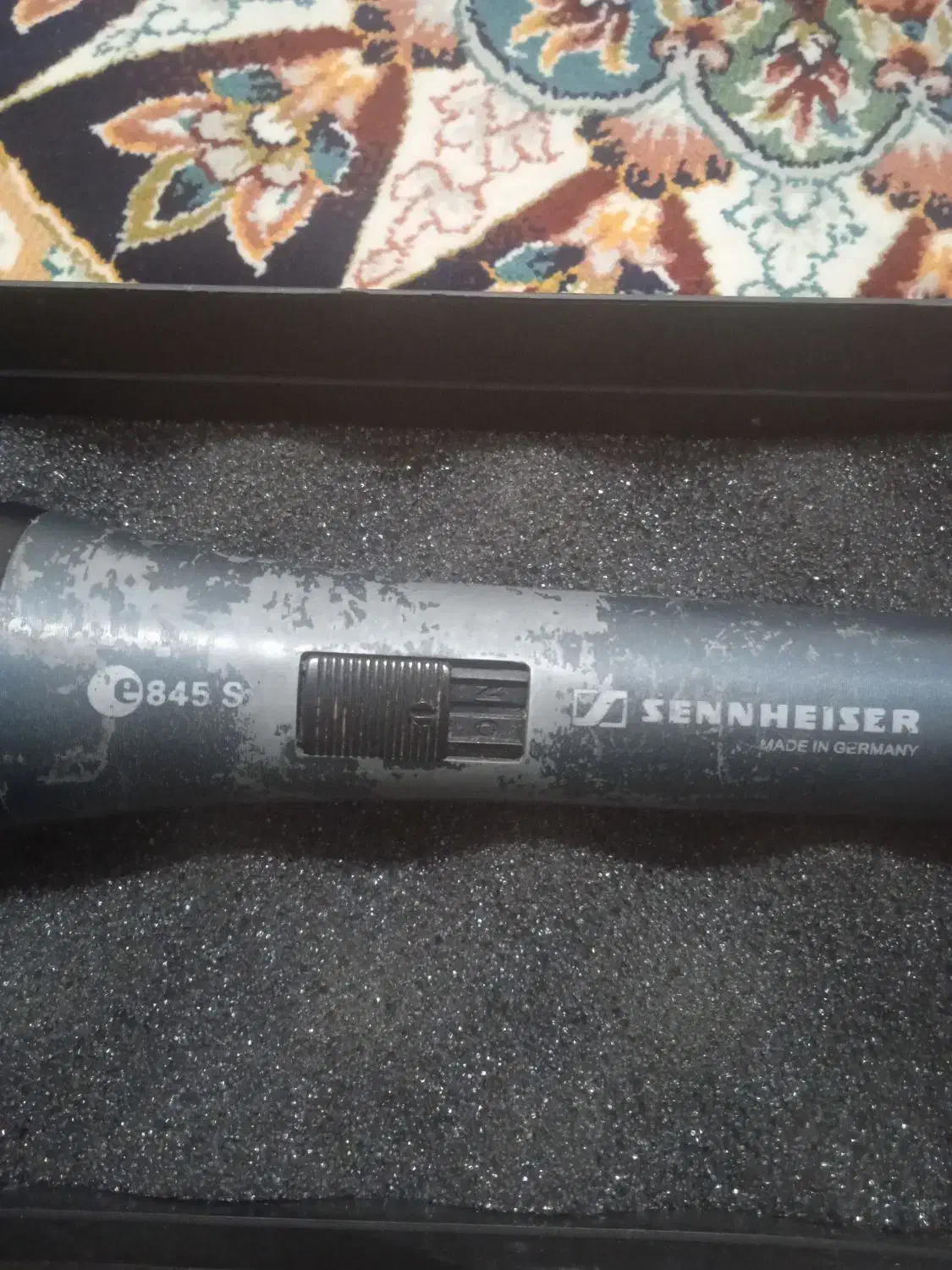 میکروفن با سیم|آلات موسیقی|بجنورد, |دیوار