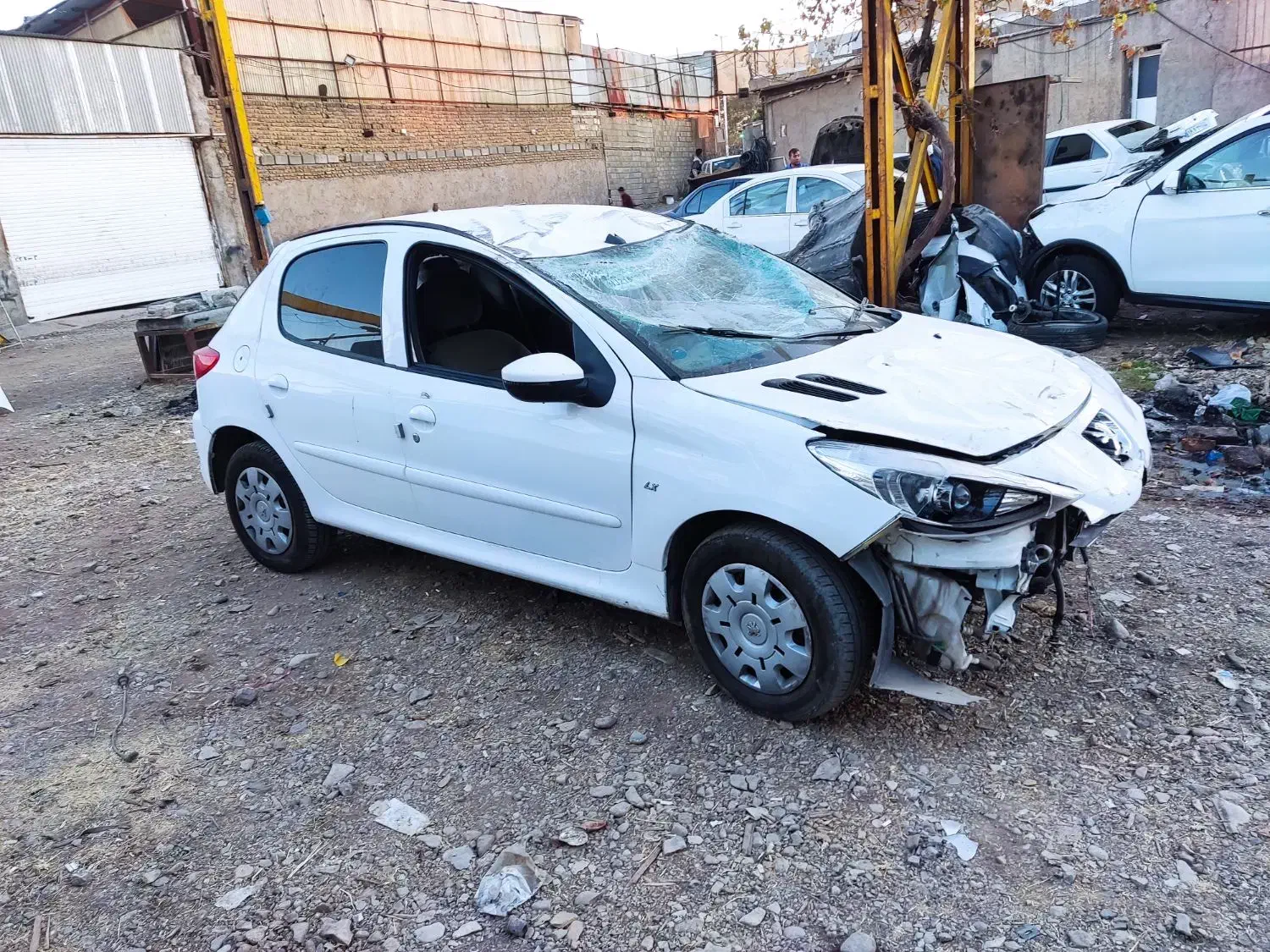 پژو 207مدل1401دنده تصادفی|خودرو سواری و وانت|تهران, شهرک آپادانا|دیوار