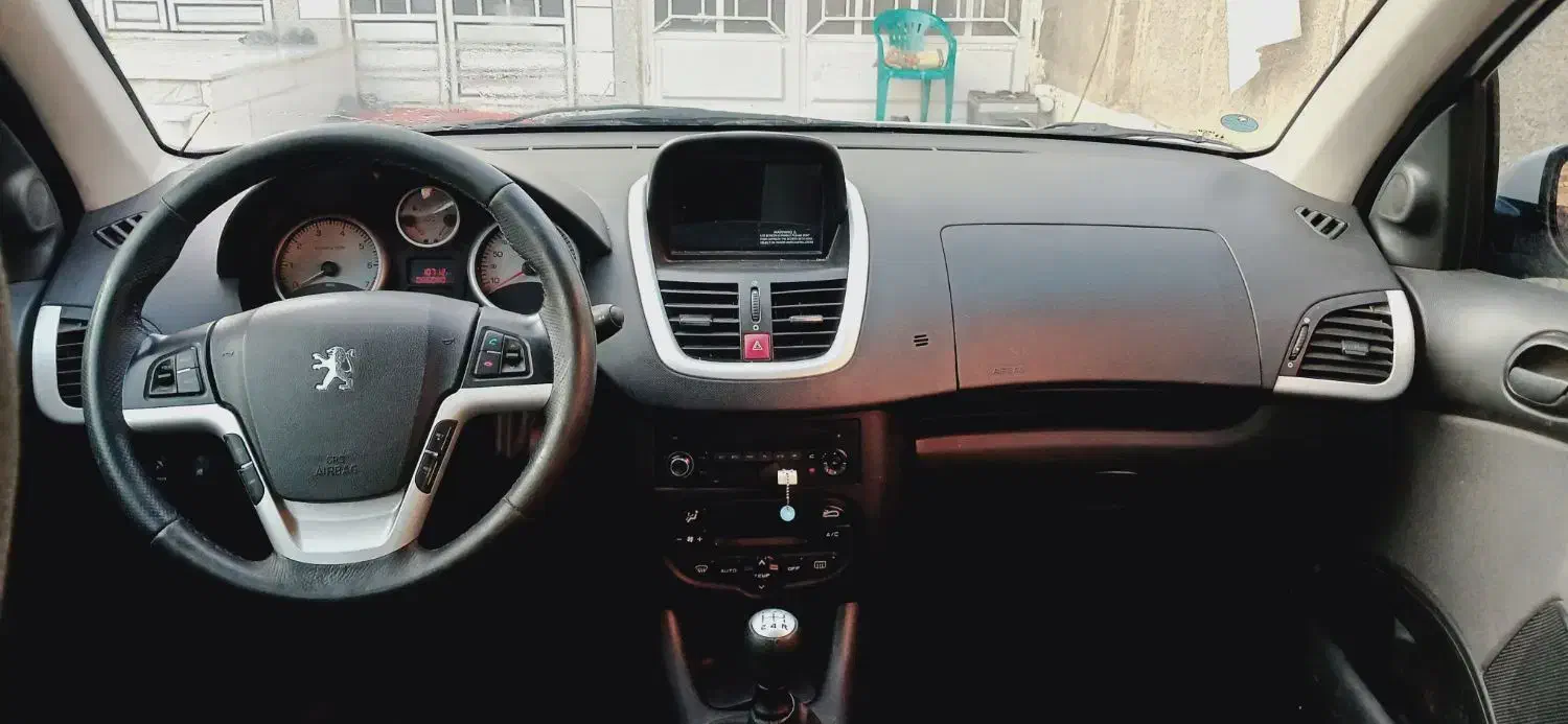 207سقف شیشه ایTU5|خودرو سواری و وانت|کلاله, |دیوار