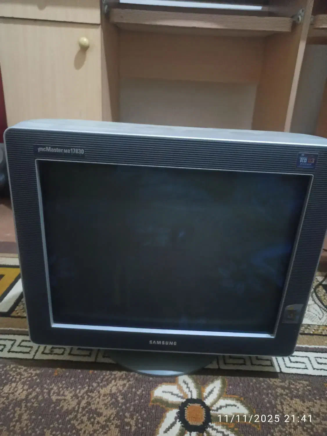 مانیتور crt سامسونگ|قطعات و لوازم جانبی رایانه|بروجرد, |دیوار