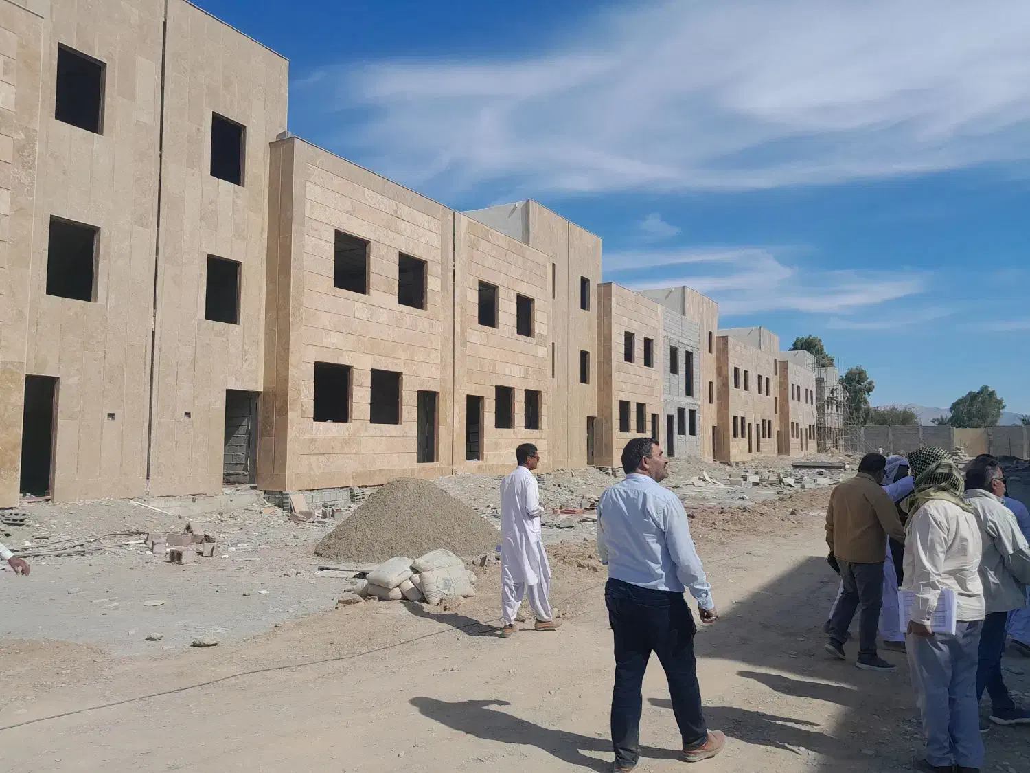 مهندس معمار و تاسیسات و آشپز|استخدام معماری، عمران و ساختمانی|سراوان, |دیوار