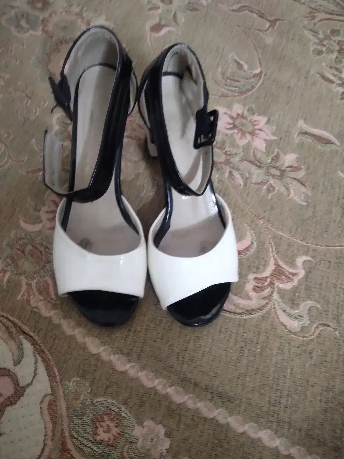 کفش|کیف، کفش، کمربند|مشهد, کارگران|دیوار