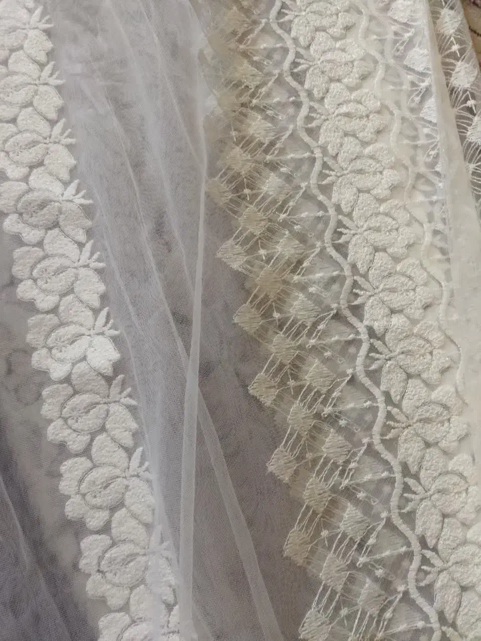 پارچه پرده|پرده، رانر، رومیزی|کاشان, شهرک خاتم الانبیا (مسکن ملی کاشان)|دیوار