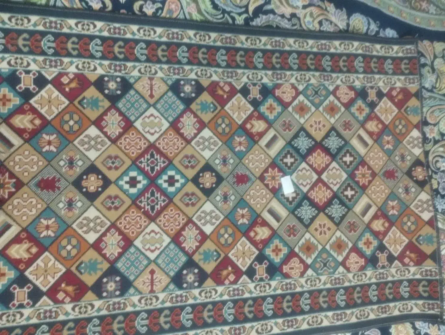 کناره فرشی|فرش|قم, کلهری|دیوار