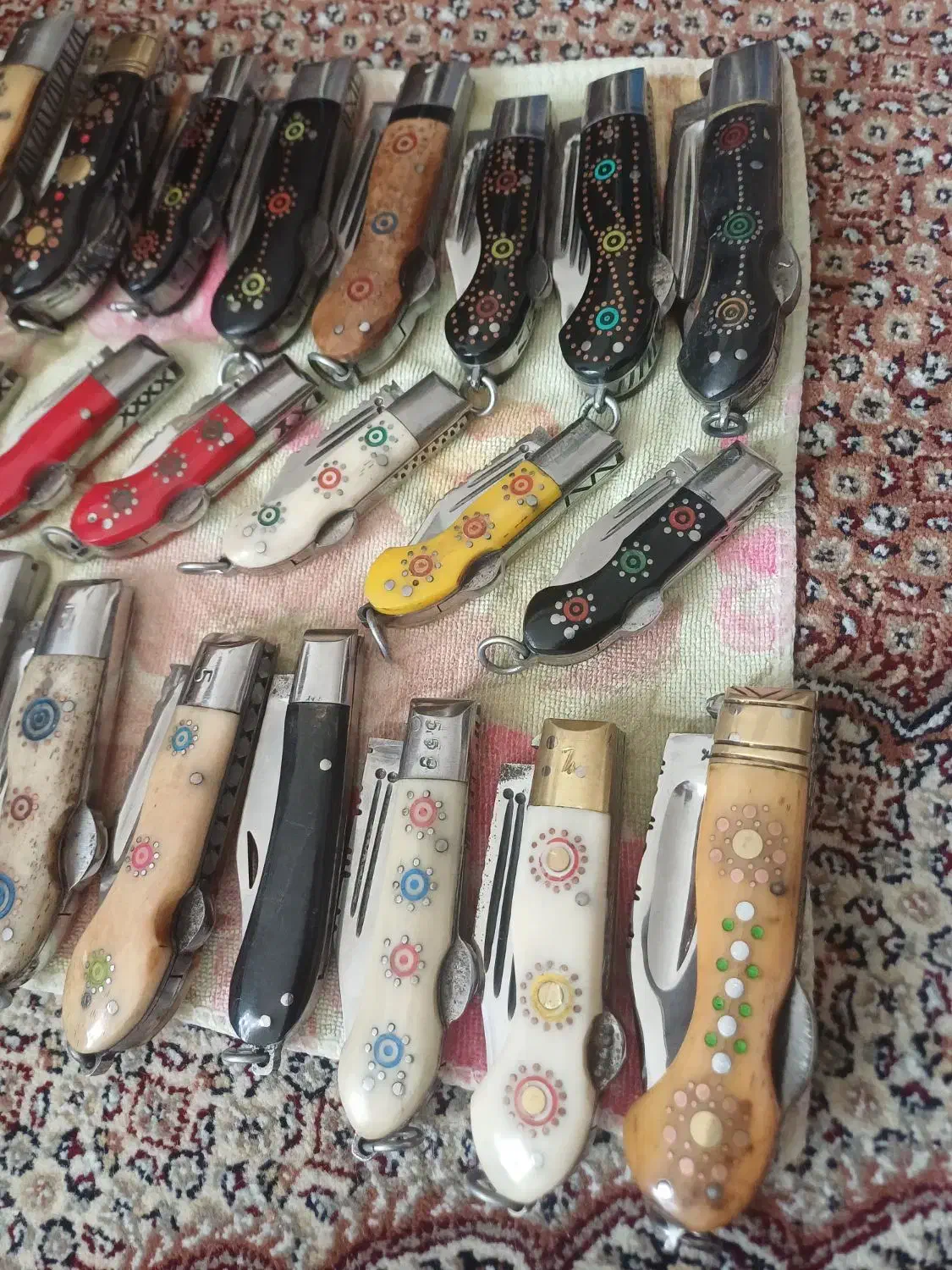 چاقو بابا چاقوهای بابا کوچیک بزرگ|کلکسیون اشیاء عتیقه|ارومیه, |دیوار