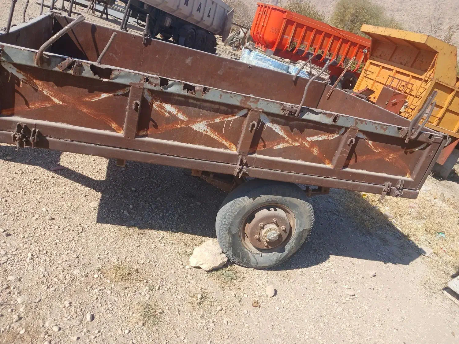 ادوات تراکتور گاو اهن تریلی پمپ|ماشین‌آلات صنعتی|استهبان, |دیوار