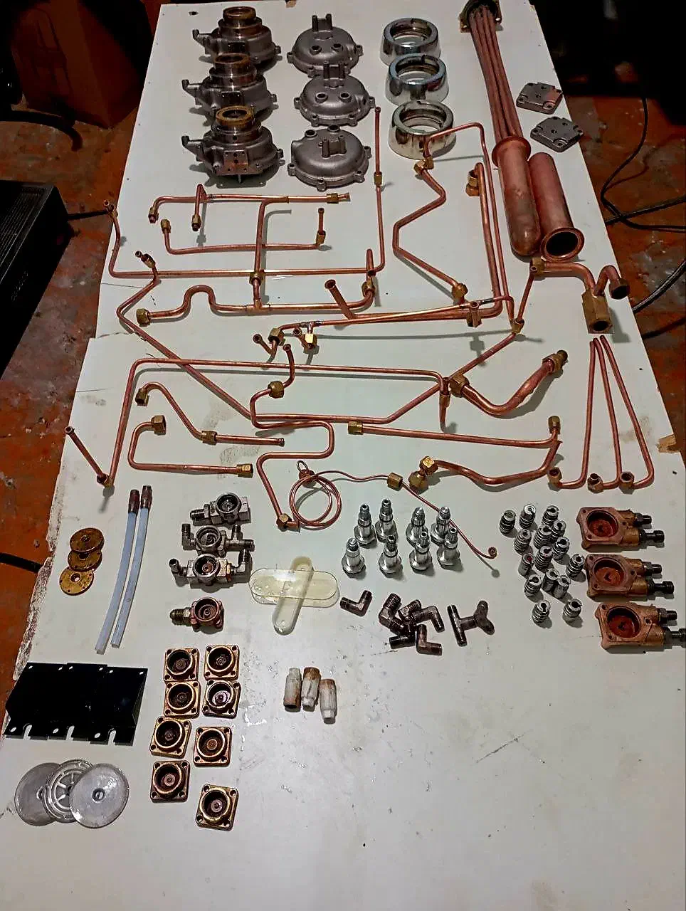 تعمیر سرویس انواع دستگاه اسپرسو ساز قهوه ساز آسیاب|خدمات پیشه و مهارت|شیراز, تاچارا|دیوار