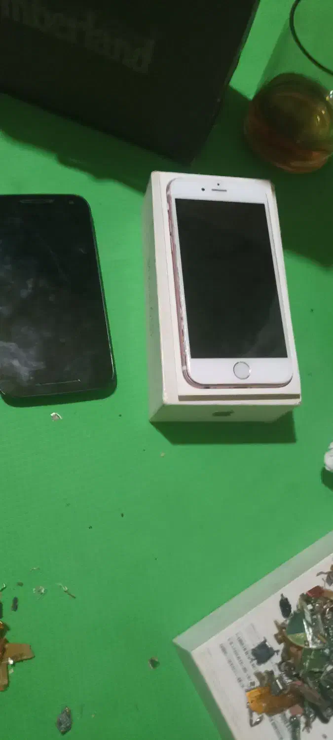 اپل iPhone 6s با حافظهٔ ۶۴ گیگابایت|موبایل|تهران, شهرک مخابرات|دیوار
