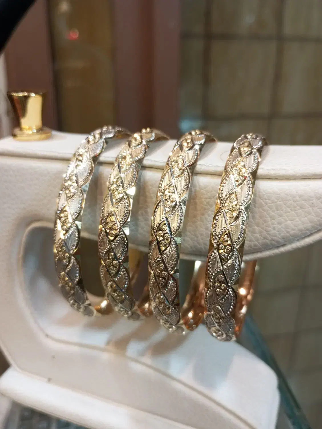 النگو طلا فقط 150 بالای فی|جواهرات|همدان, |دیوار