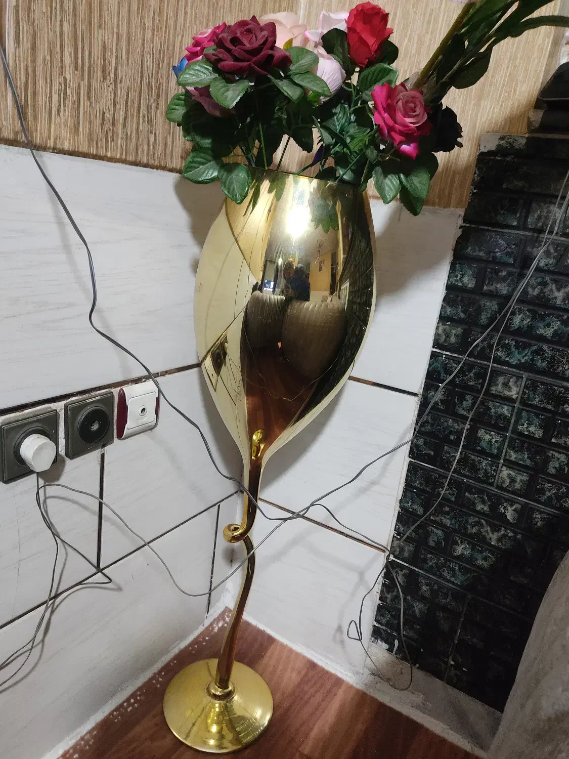 گلدان نو نو|گل مصنوعی|شیراز, لشکری‎|دیوار