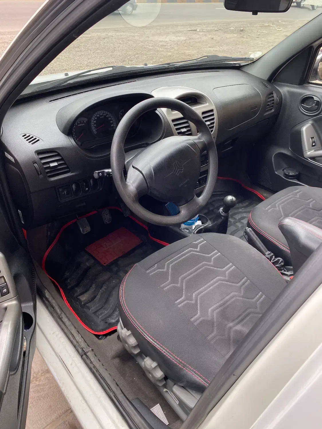 ساینا ۱۴۰۱|خودرو سواری و وانت|لاهیجان, گلستان|دیوار