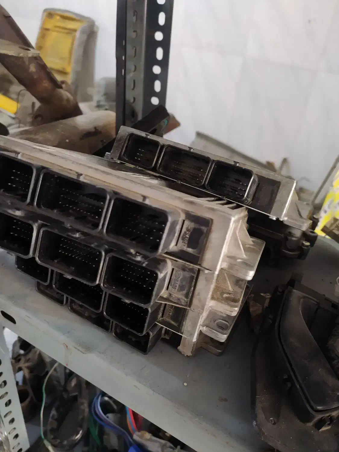 ایسیو های شاژم و ولو|قطعات یدکی و لوازم جانبی|بهارستان, |دیوار