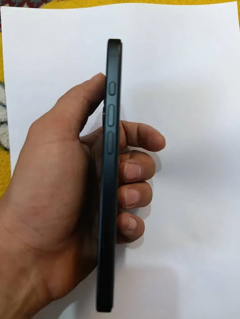 آیفون ۱۶ نرمال نوعه نو باتری ۹۷|موبایل|فلاورجان, |دیوار