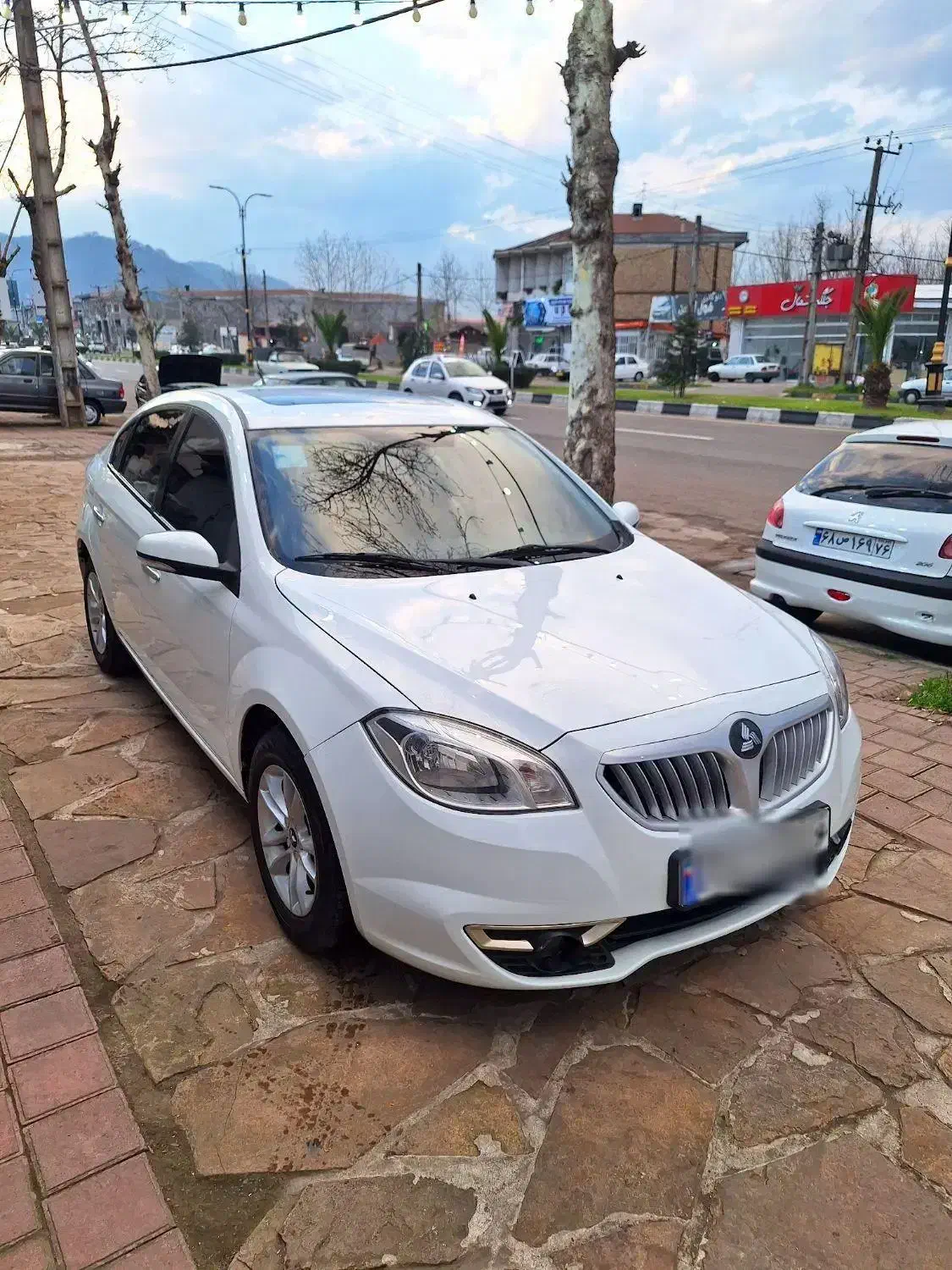 برلیانس h330 موتوربزرگ|خودرو سواری و وانت|لنگرود, |دیوار