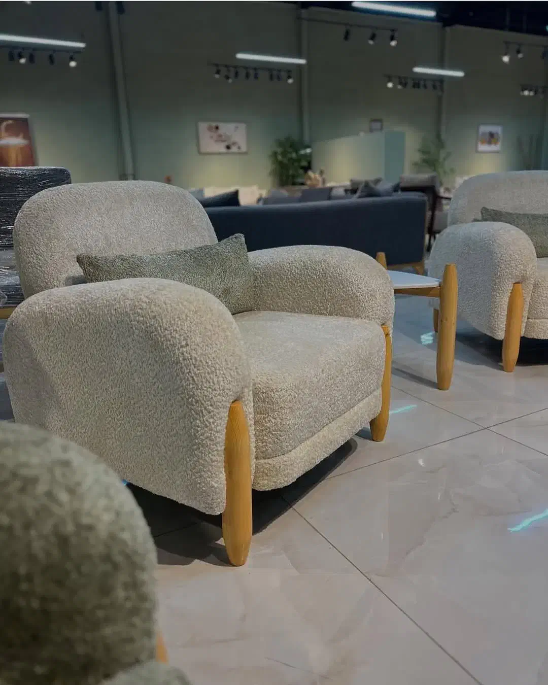 بازار مبل انصاری/سازنده کلاسیک راحتی سلطنتی54689|مبلمان خانگی و میز عسلی|یاسوج, |دیوار