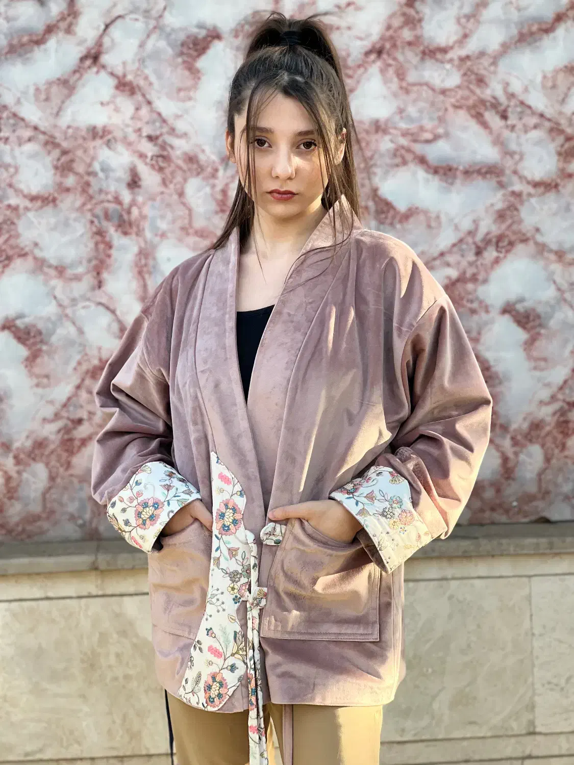 کت سوییت و مخمل گلدوزی شده|لباس|شاهینشهر, شهرک منازل چوبی|دیوار