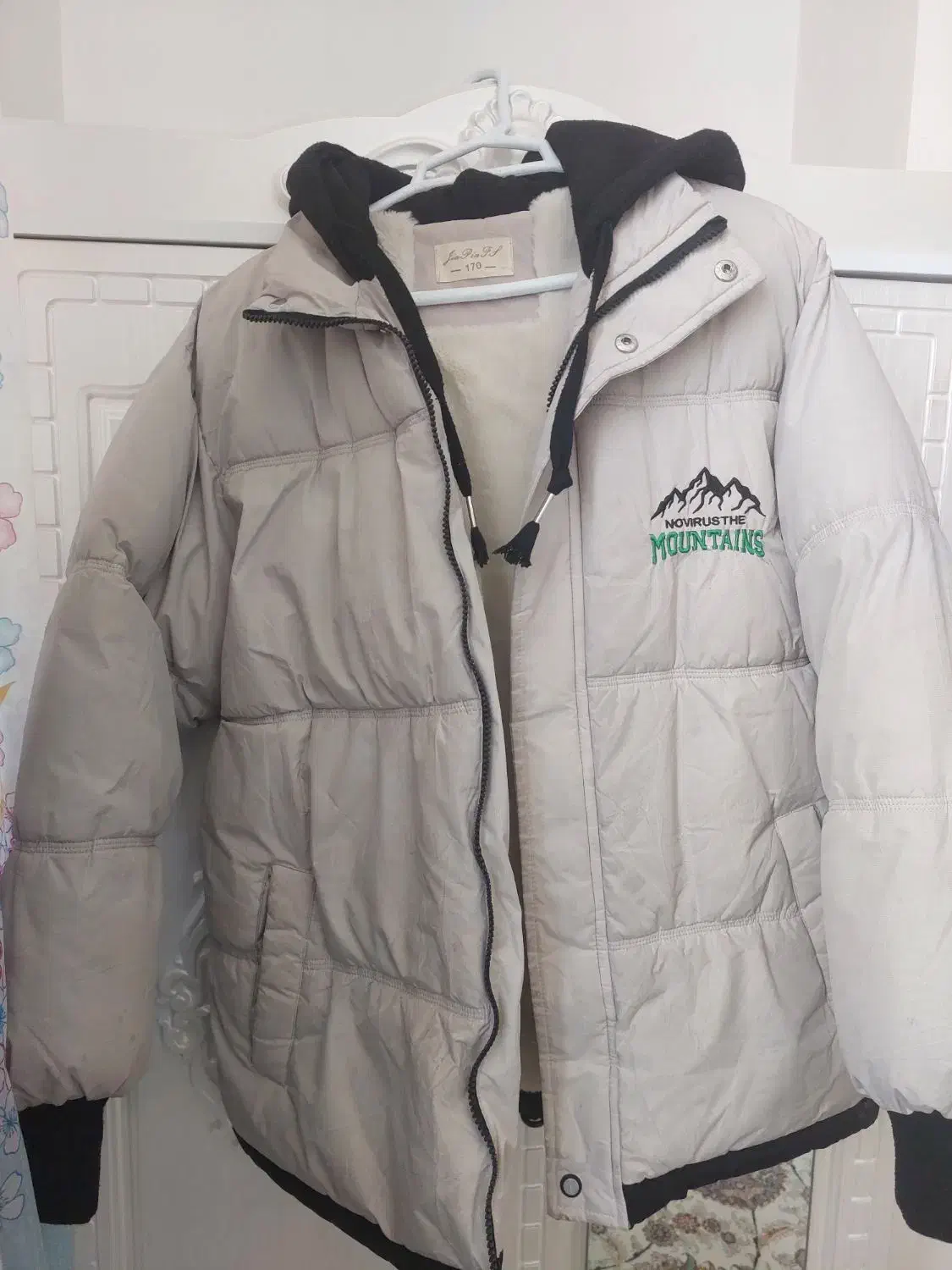 کاپشن/کاپشن خز/لباس گرم|لباس|بجنورد, |دیوار