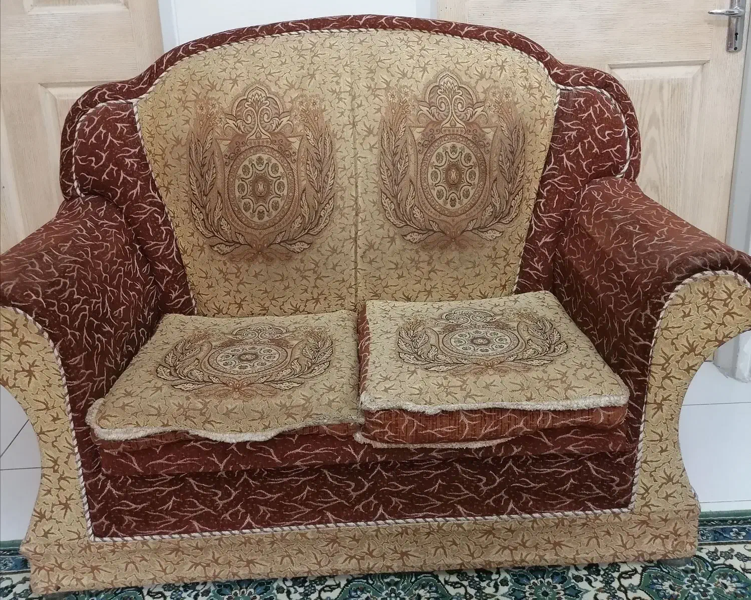 مبل کارکرده|مبلمان خانگی و میز عسلی|شیراز, پودنک|دیوار