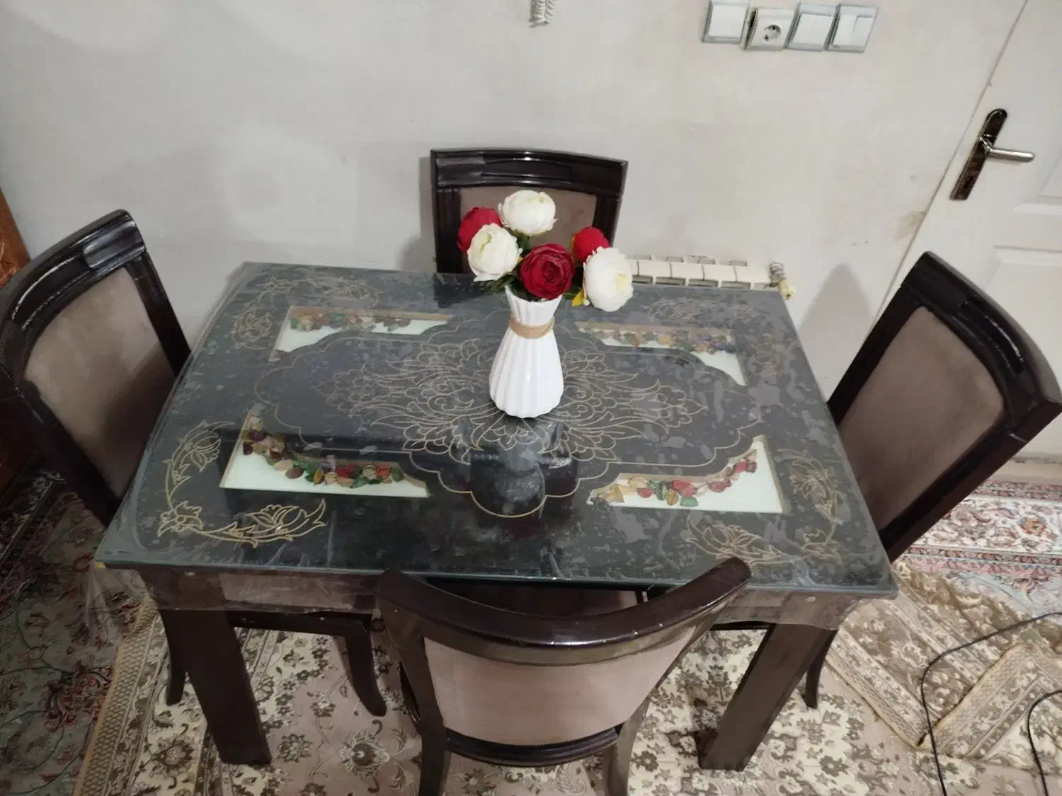 میز غذا خوری|میز و صندلی غذاخوری|الوند, |دیوار