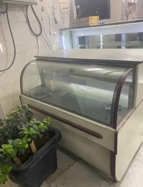 ویترین قنادی و یخچال|فروشگاه و مغازه|بهارستان, |دیوار