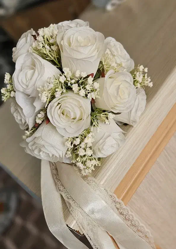 گل عروس|گل مصنوعی|قم, شهر قائم|دیوار