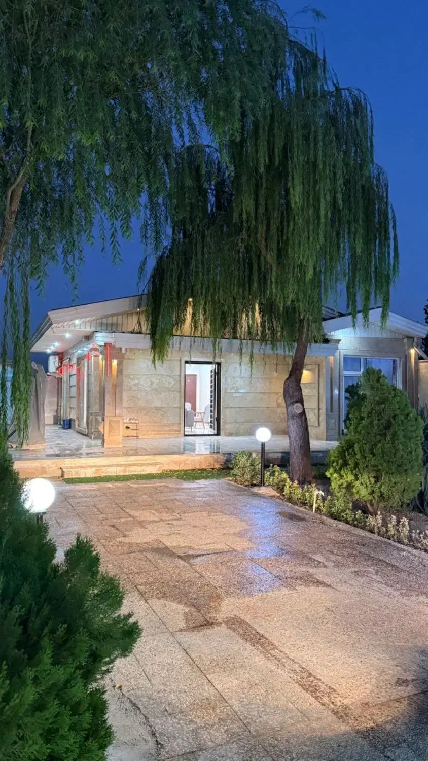 اجاره ویلا روزانه‌ استخرابگرم سرپوشیده(قیمت مناسب)|اجارهٔ کوتاه‌مدت ویلا و باغ|چهارباغ, |دیوار