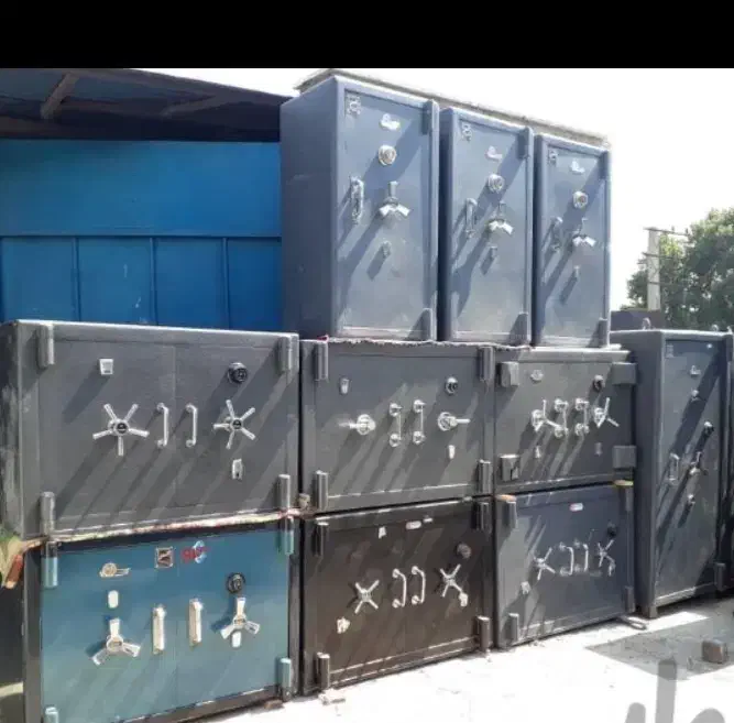 ارزان سرای گاوصندوق بانکی ایستاده زیرویترینی کاوه|ابزارآلات|اهواز, امانیه|دیوار