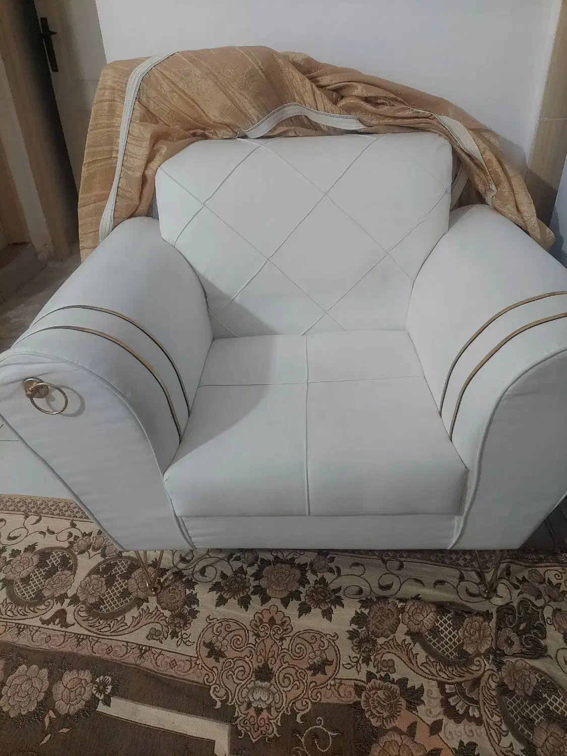 مبل در حد نو|مبلمان خانگی و میز عسلی|ماهدشت, |دیوار