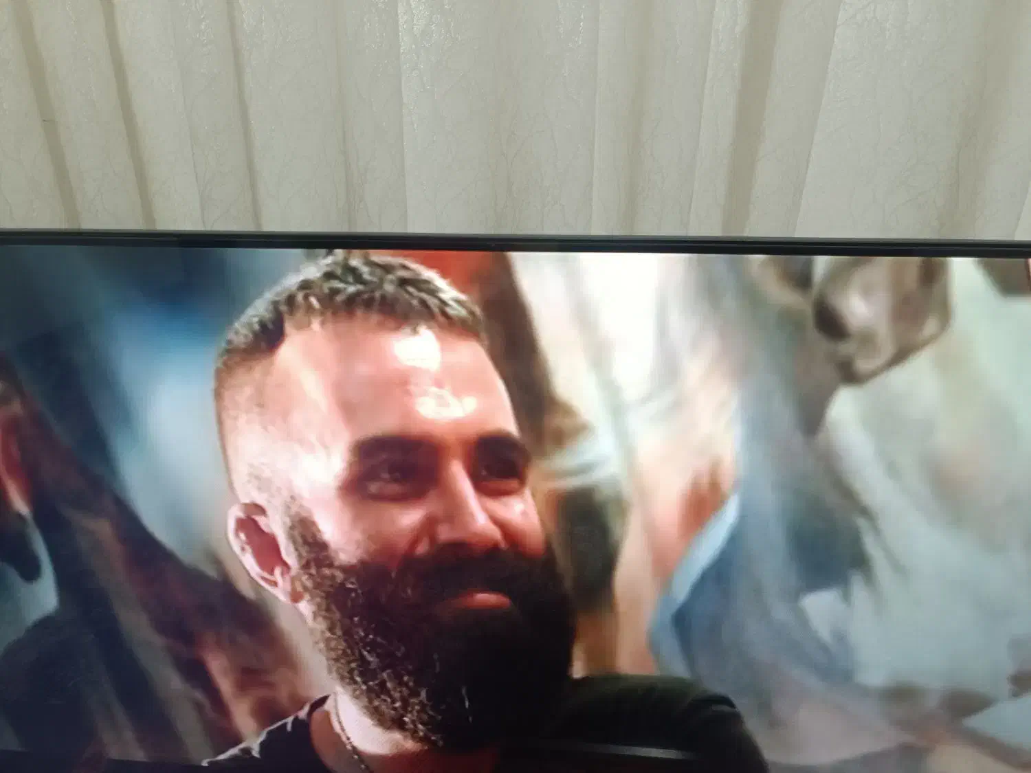 تلویزیون سامسونگ|تلویزیون و پروژکتور|ساوه, |دیوار