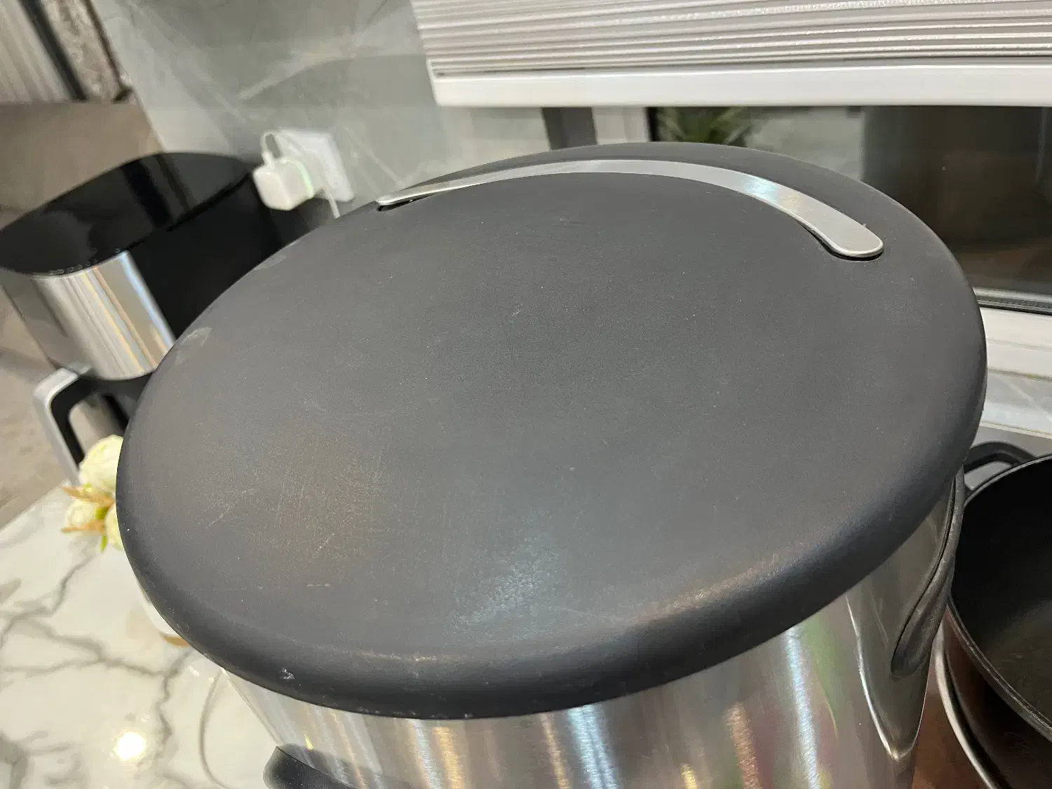 سطل برنج|ظروف پخت‌وپز|تهران, آهنگ|دیوار