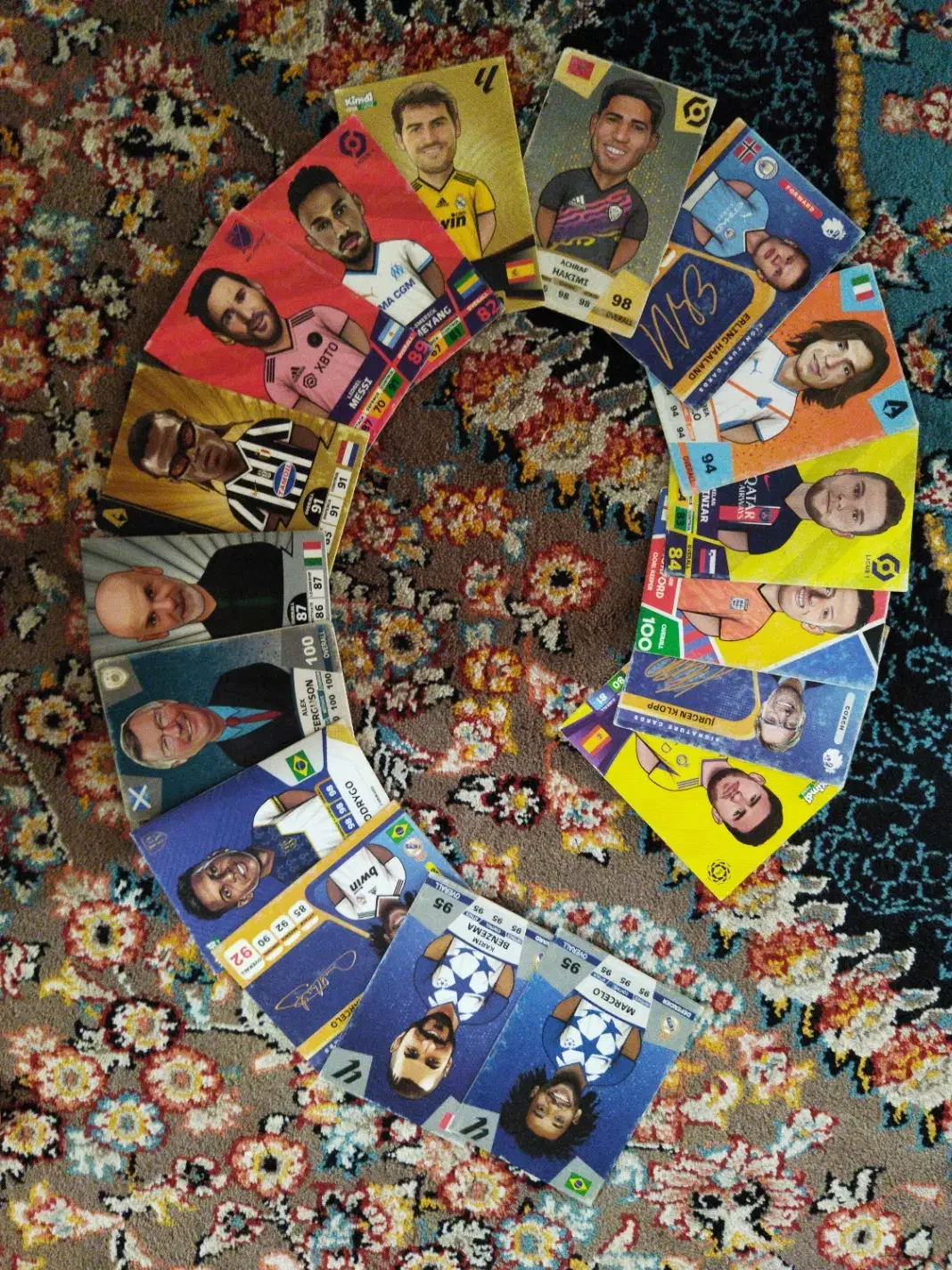 بازی|اسباب‌‌بازی|فامنین, |دیوار