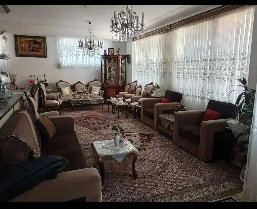 اجاره اپارتمان ۱۳۵ متری ایزدیار