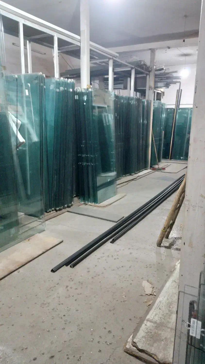 تولیدی  شیشه بری  سیار  باکیفیت منصفانه|خدمات پیشه و مهارت|قم, کلهری|دیوار