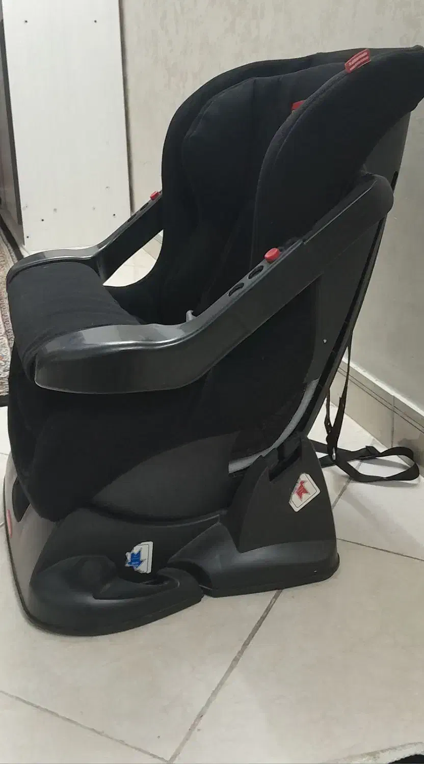 صندلی کودک خودرو درحدنو|تخت و صندلی بچه|تهران, بهداشت|دیوار