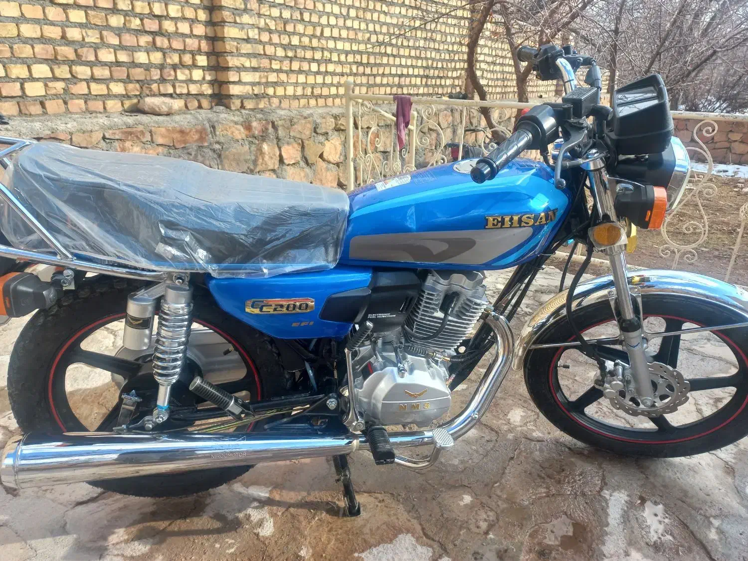 احسان ۲۰۰ موتور نرم دوزگیر|موتورسیکلت|اسفراین, |دیوار