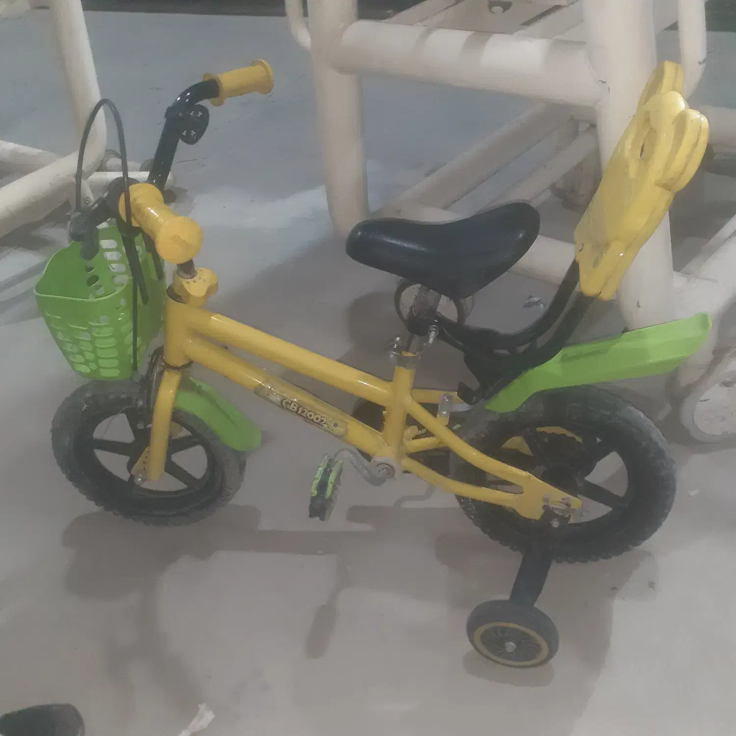 فروش یک عدد دوچرخه۱۲ تمیزوسالم|دوچرخه، اسکیت، اسکوتر|اصفهان, شیخ اشراق|دیوار