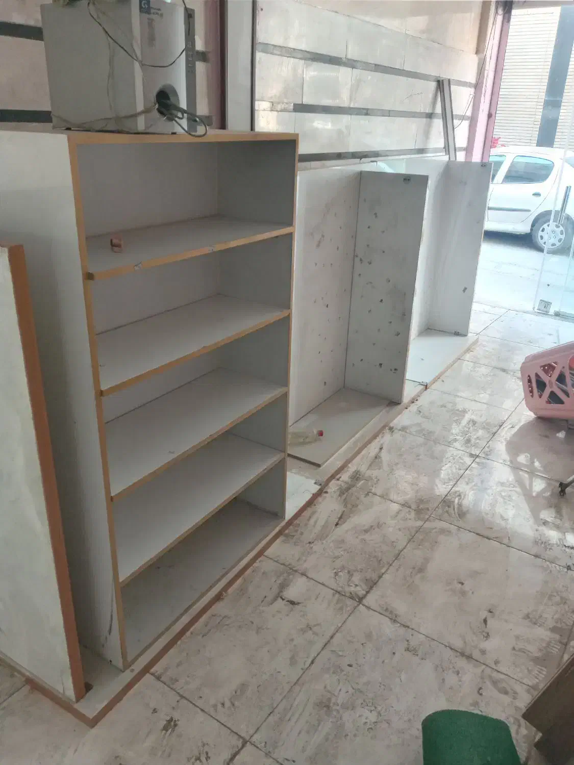 قفسه و رگال|کتابخانه، شلف، قفسه‌های دیواری|قدس, شهر‌قدس|دیوار