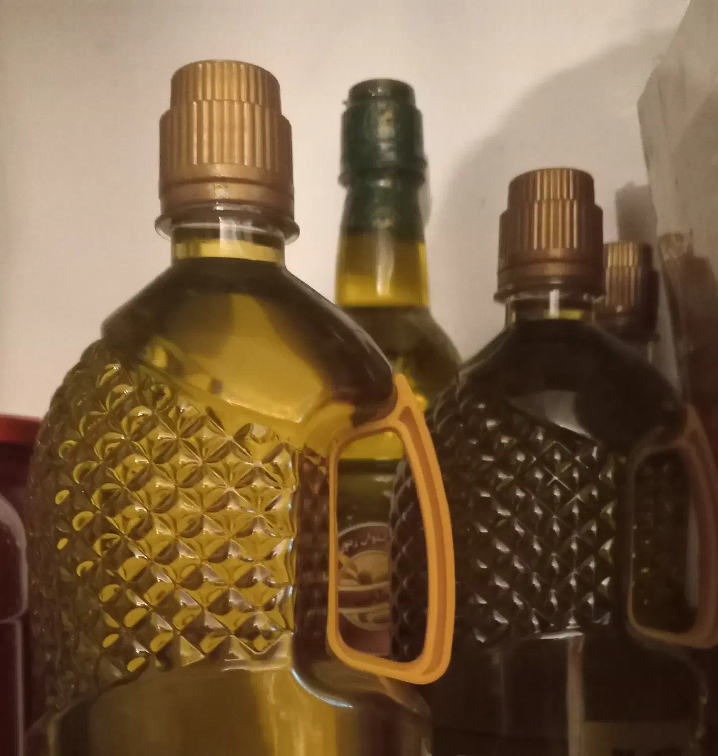 روغن زیتون طارم مستقیم ازباغات طارم|خوردنی و آشامیدنی|کرج, شهرک بنفشه|دیوار