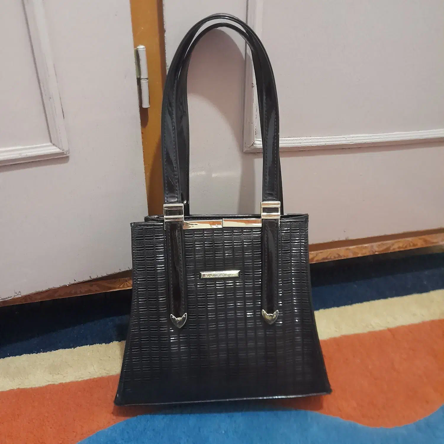 کیف زنانه|کیف، کفش، کمربند|اهواز, کوی باهنر|دیوار