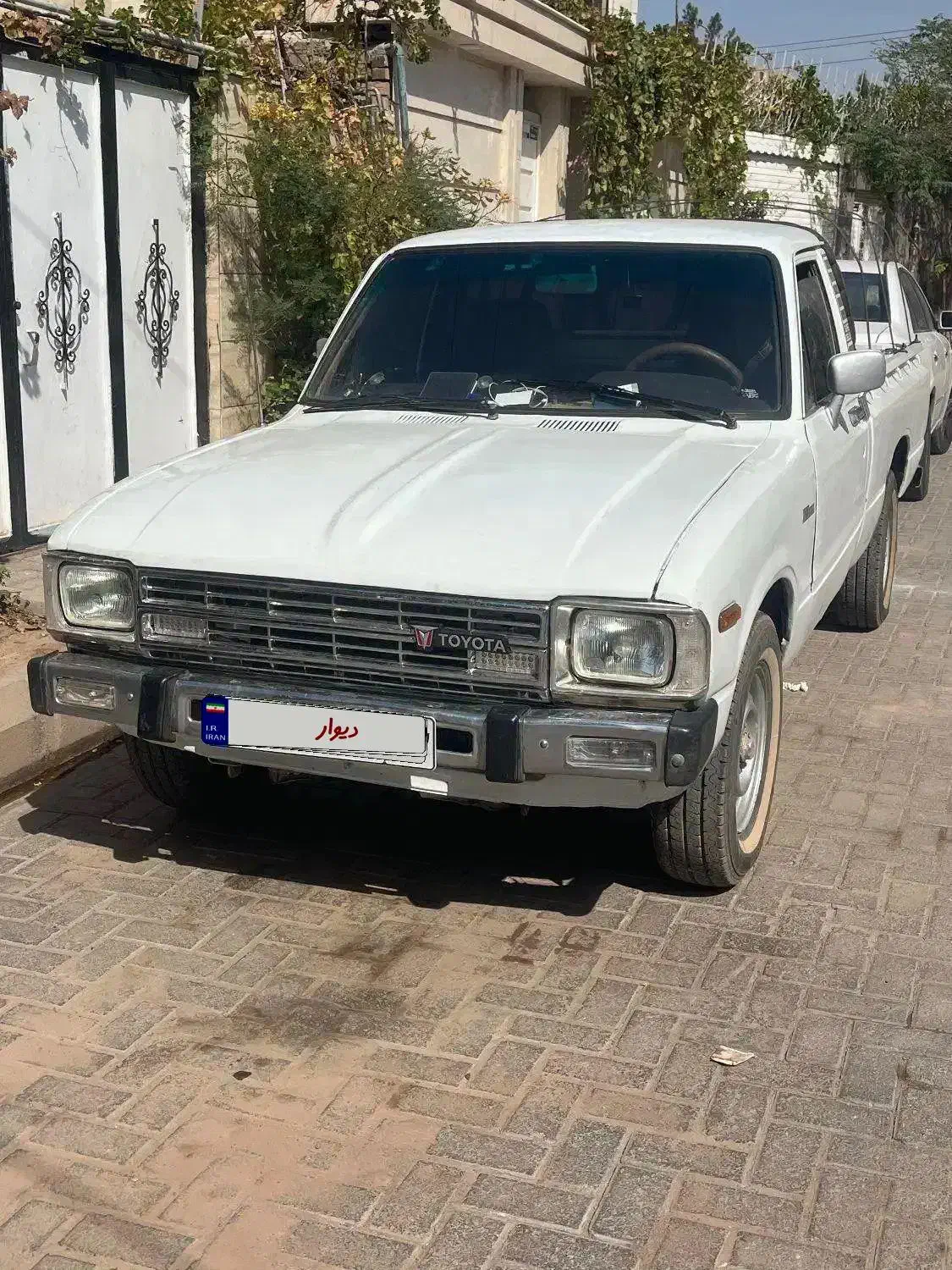 تویتا۸۳|خودرو سواری و وانت|مشهد, احمدآباد|دیوار