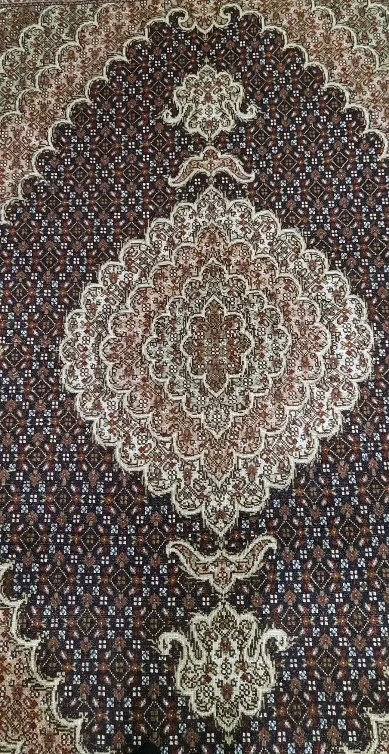 قالیچه دستبافت ریزماهی خوی|فرش|خوی, |دیوار