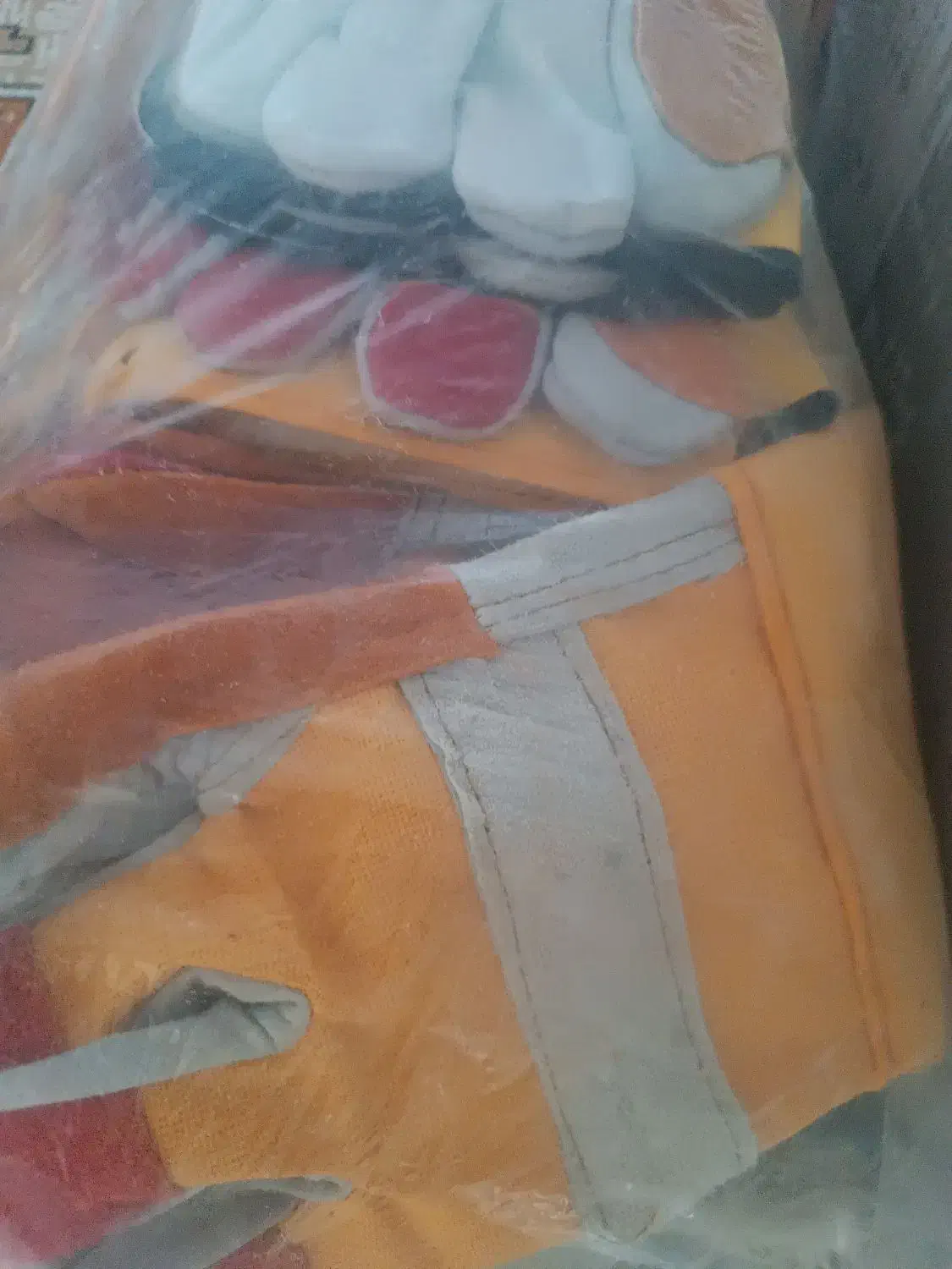 دستکش|کیف، کفش، کمربند|دورود, |دیوار