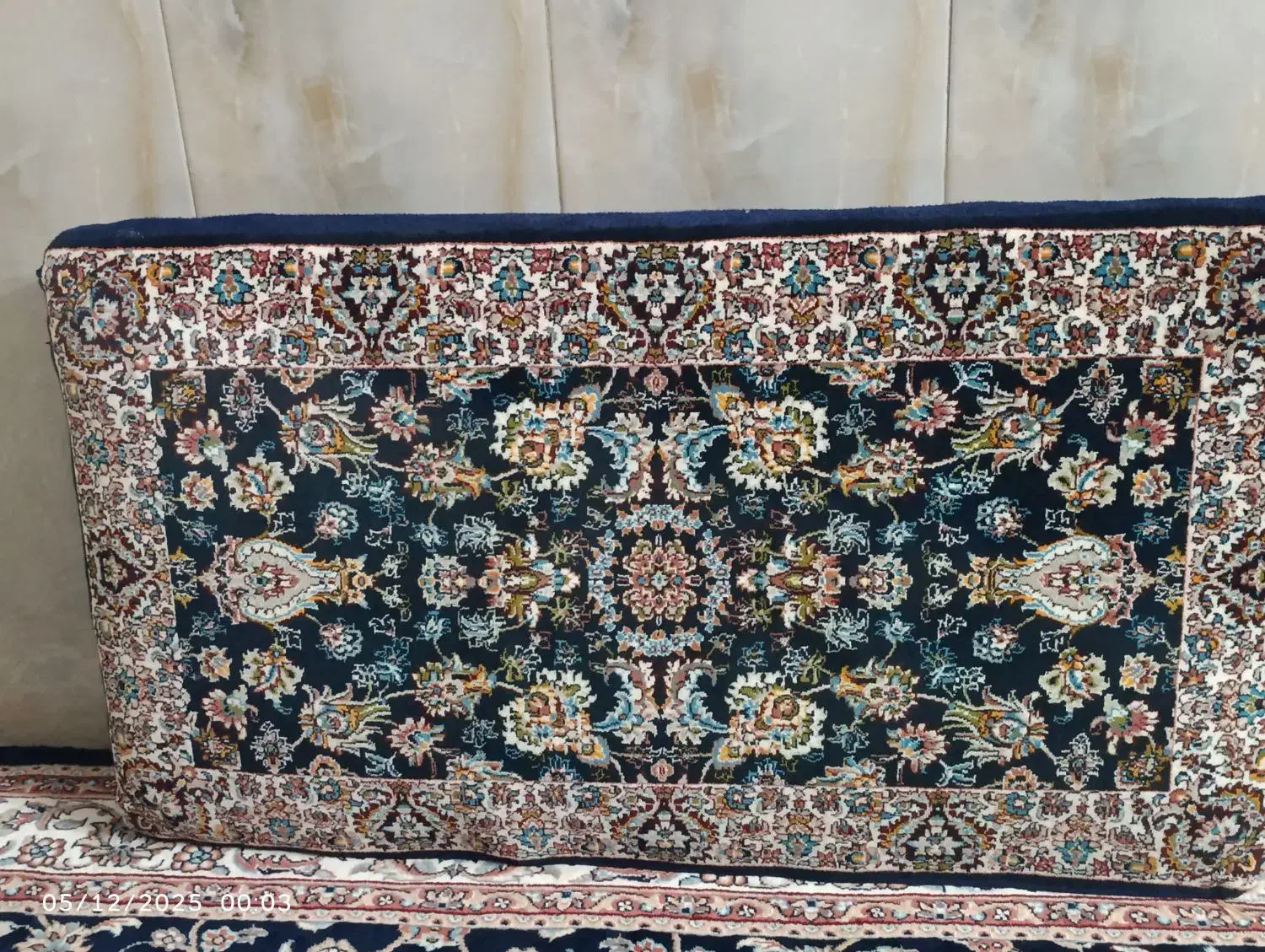 4عددپشتیسرمه ای|پشتی|اصفهان, دارک|دیوار