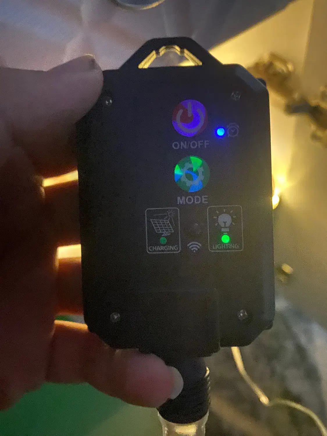 چراغ خورشیدی ریسه ای|ریسه و چراغ تزئینی|هشتگرد, هشتگرد قدیم|دیوار