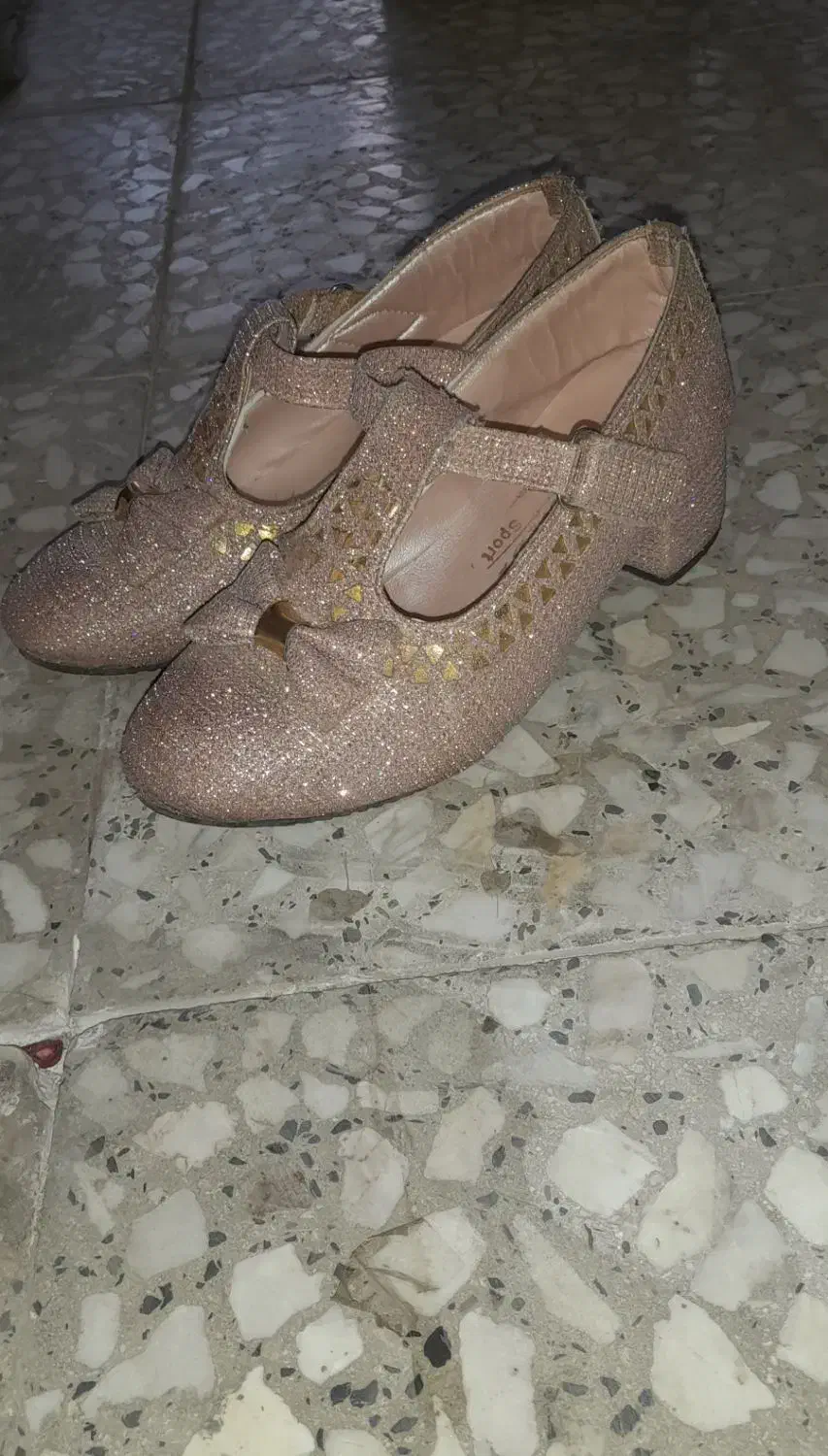 کفش مجلسی دخترانه|کیف، کفش، کمربند|قم, شهرک طالقانی|دیوار