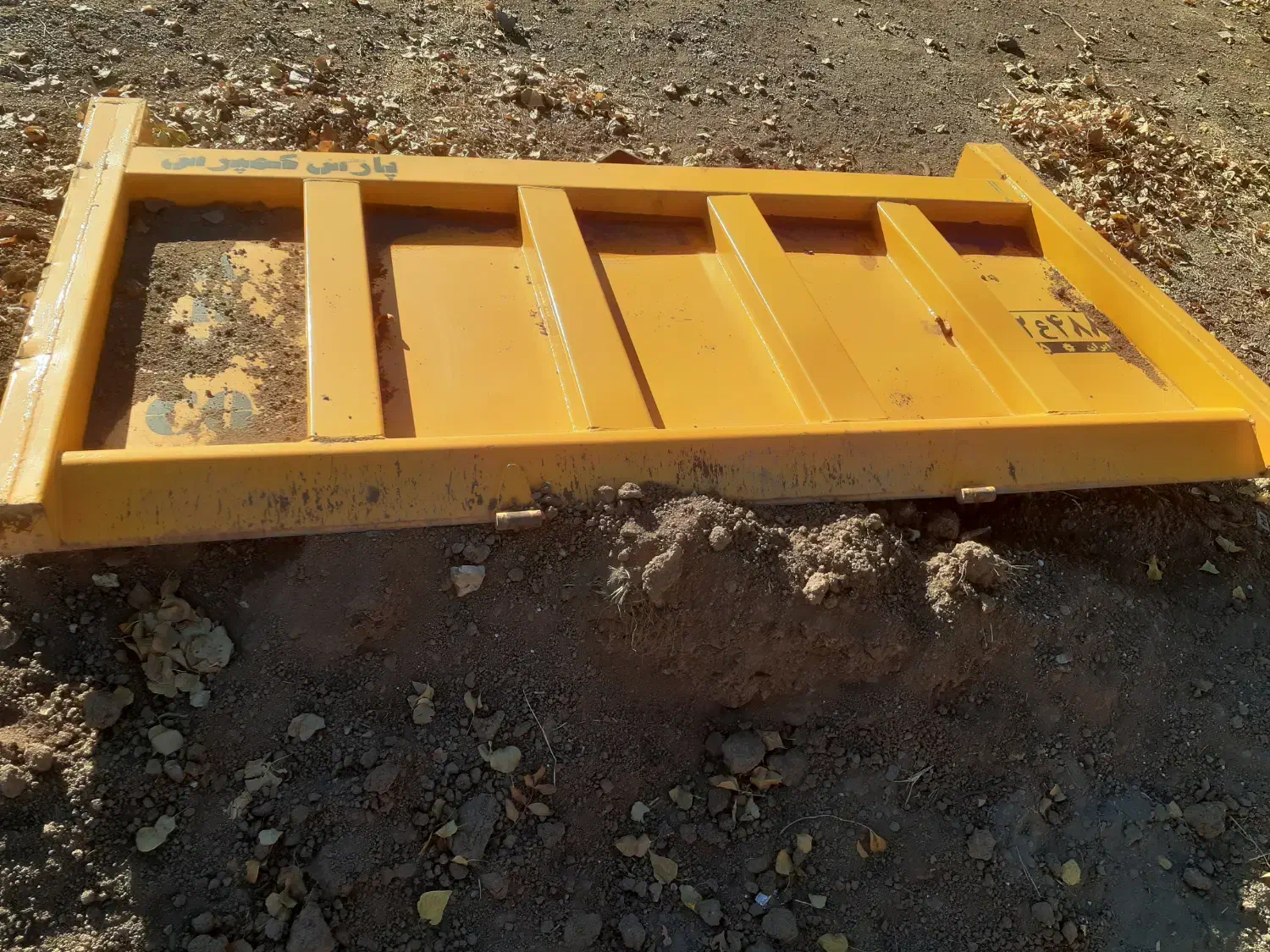 درب عقب کمپرسی|قطعات یدکی و لوازم جانبی|خلخال, |دیوار